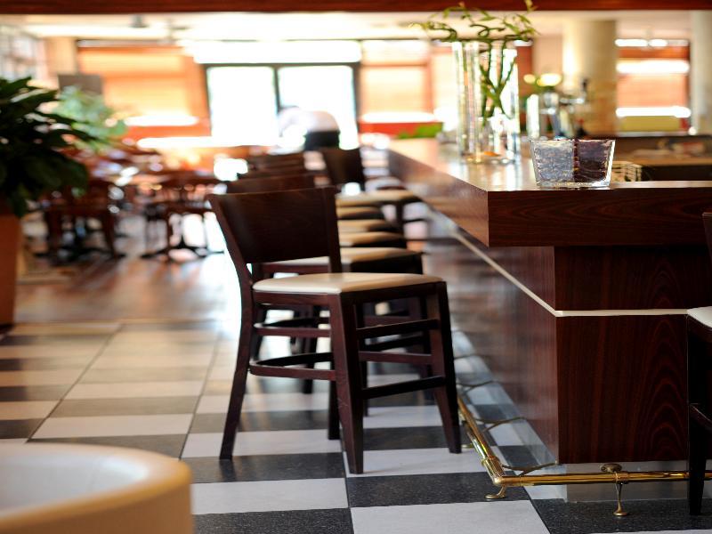 Ibis Purpan Aeroport 3*